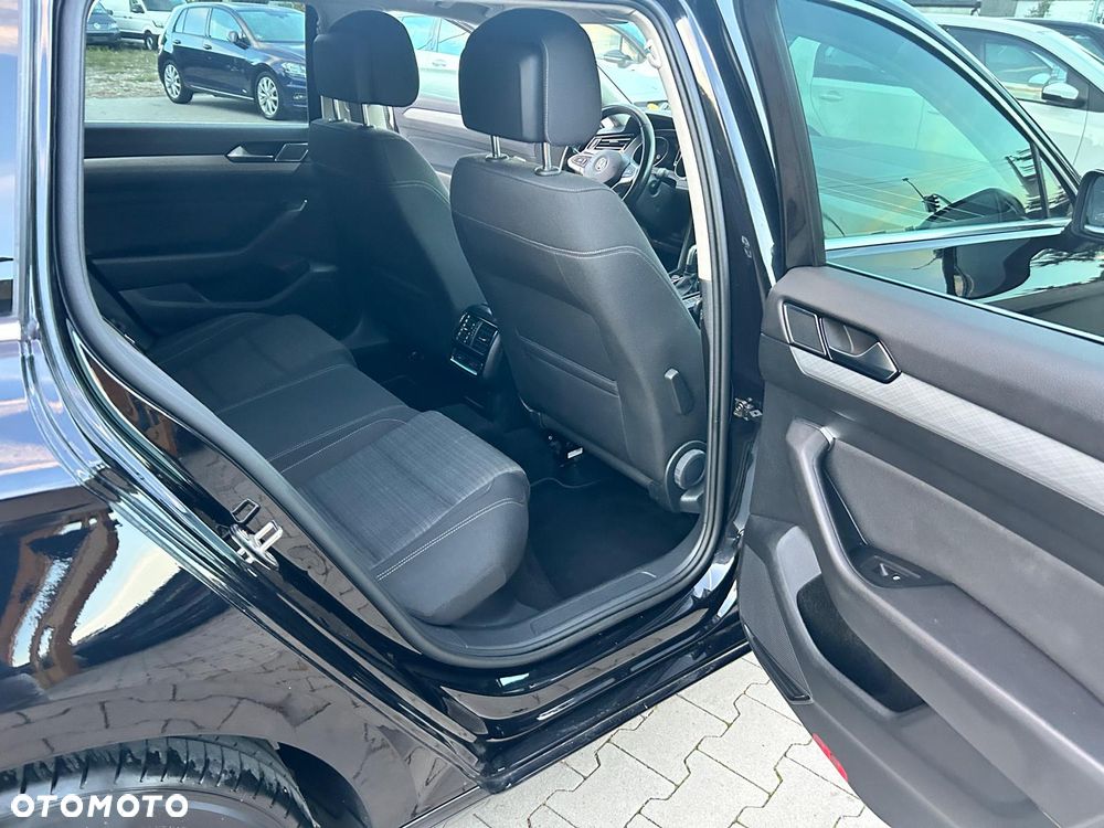 Volkswagen Passat 1.5 TSI OPF DSG Comfortline - 26