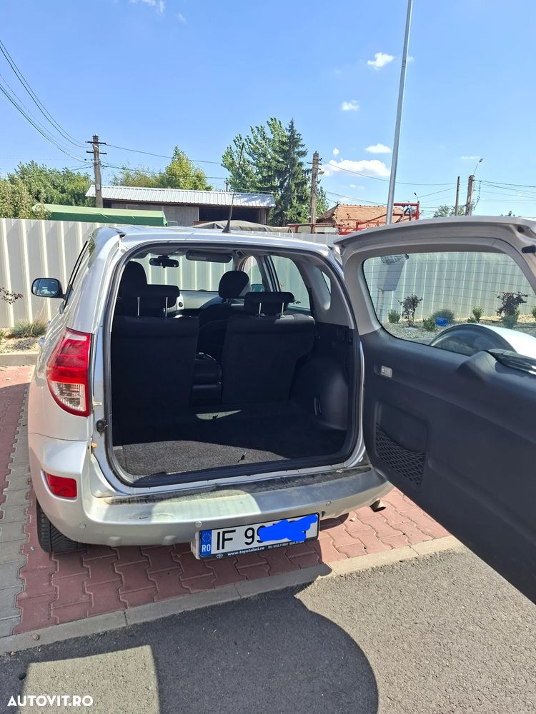 Toyota RAV4 2.0 Executive - 11