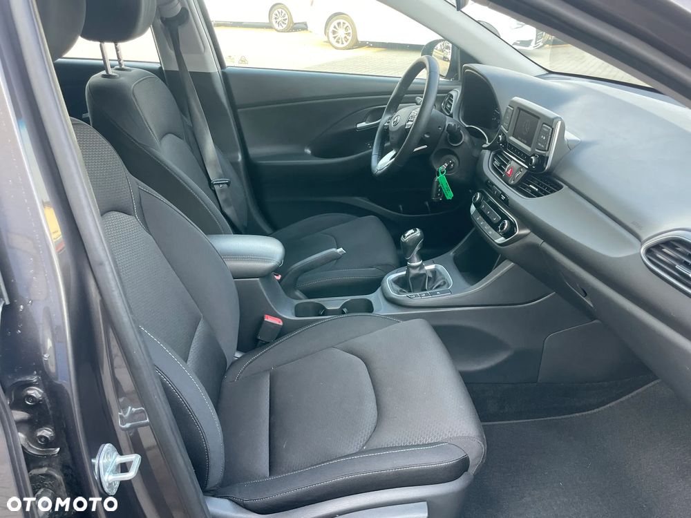 Hyundai i30 blue 1.6 CRDi Passion - 20