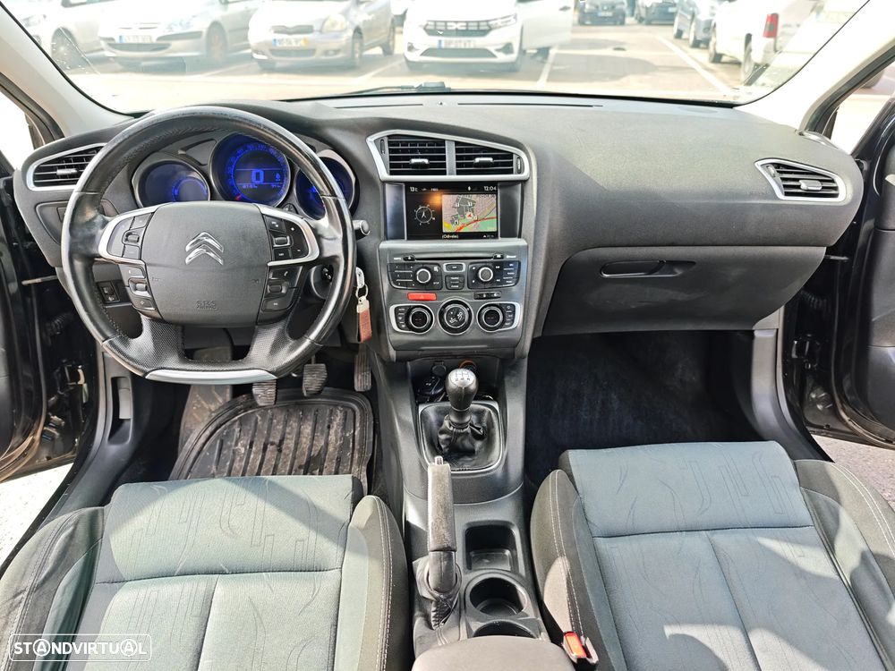 Citroën C4 1.6 HDi FAP Exclusive - 6