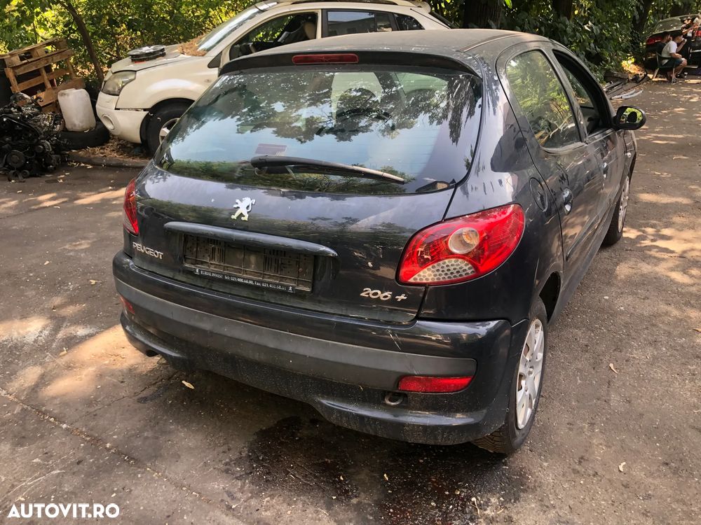 Dezmembrez Peugeot 206+ plus 2010 negru - 6