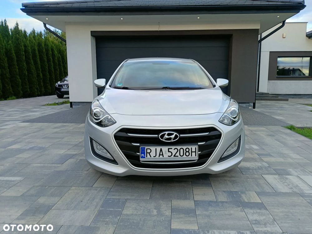Hyundai i30 blue 1.6 CRDi YES Silver - 6