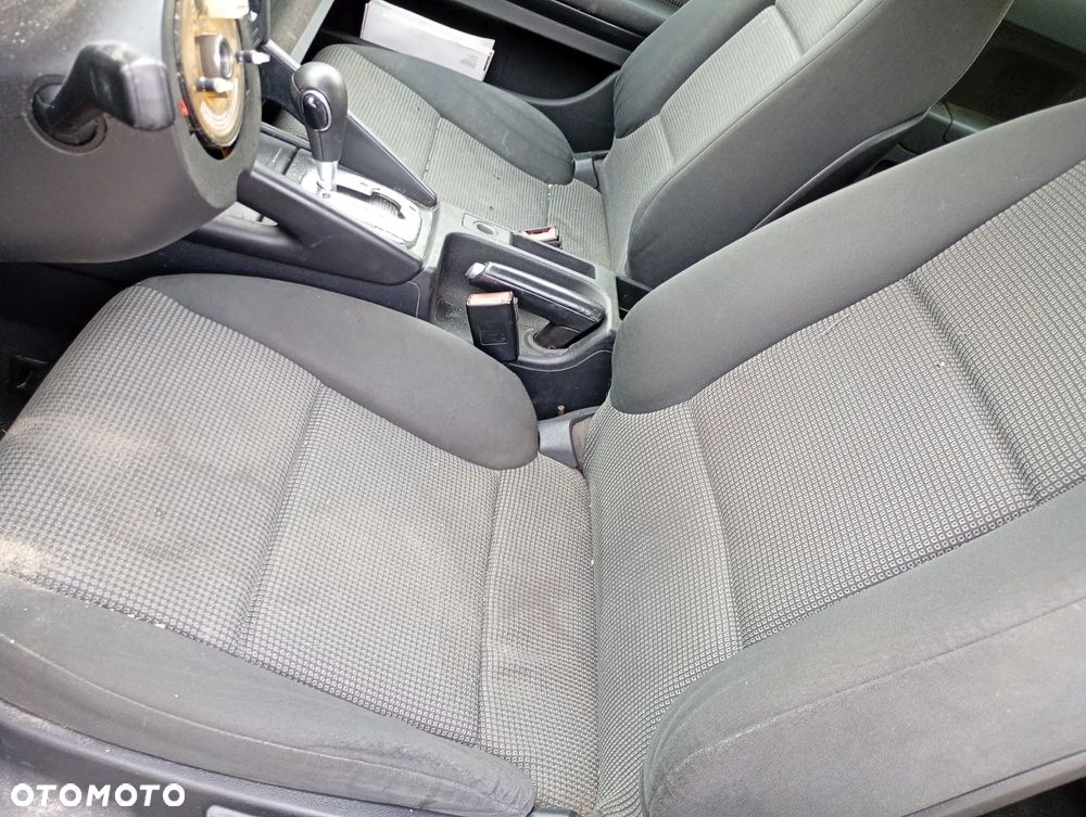 AUDI A3 8P 03-05 1.6 8V MECHANIZM WYCIERACZEK SILNICZEK - 17