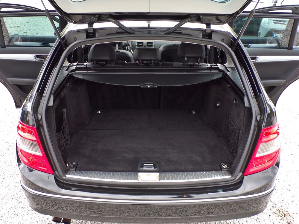 Mercedes-Benz Klasa C 180 Kompressor Automatik BlueEFFICIENCY Avantgarde - 27
