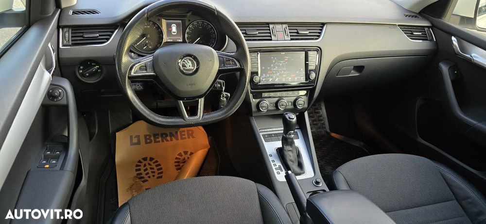 Skoda Octavia 2.0 TDI Green tec DSG Elegance - 17