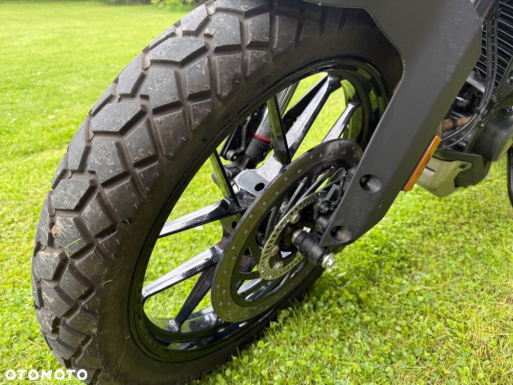 KTM Adventure 390 - 8