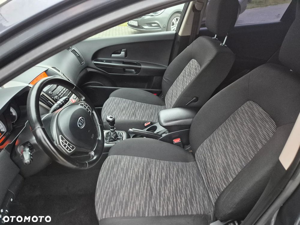 Kia Ceed 1.4 CVVT EX - 6