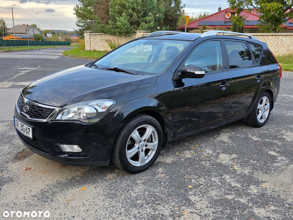 Kia Ceed 2011 photo 5