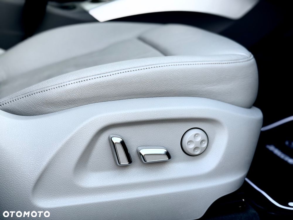 Audi Q5 2.0 TDI quattro S tronic - 8