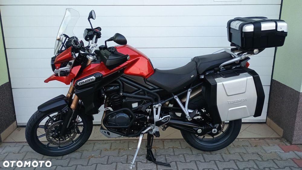 Triumph Tiger - 1