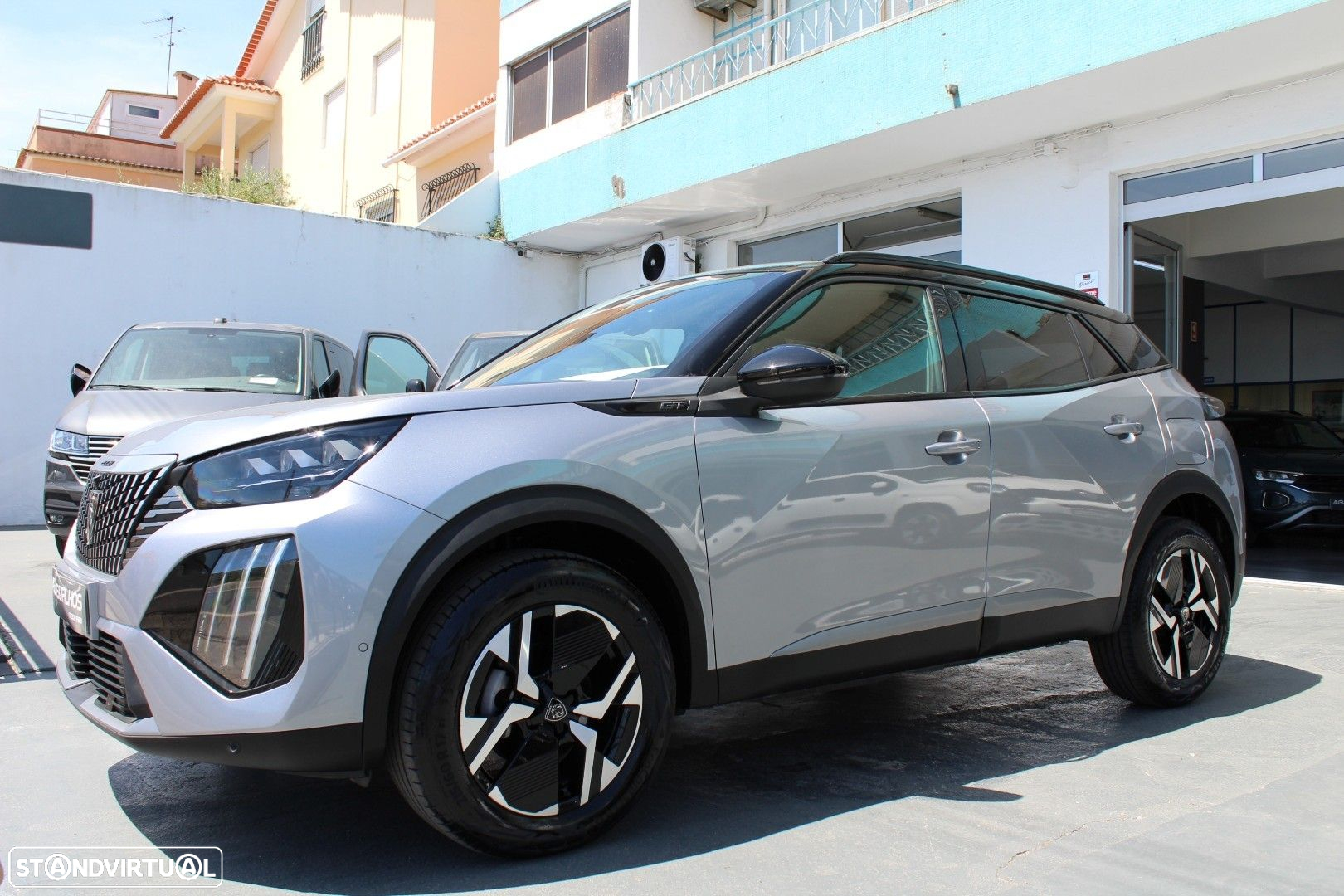 Peugeot 2008 1.2 PureTech GT EAT8 - 6