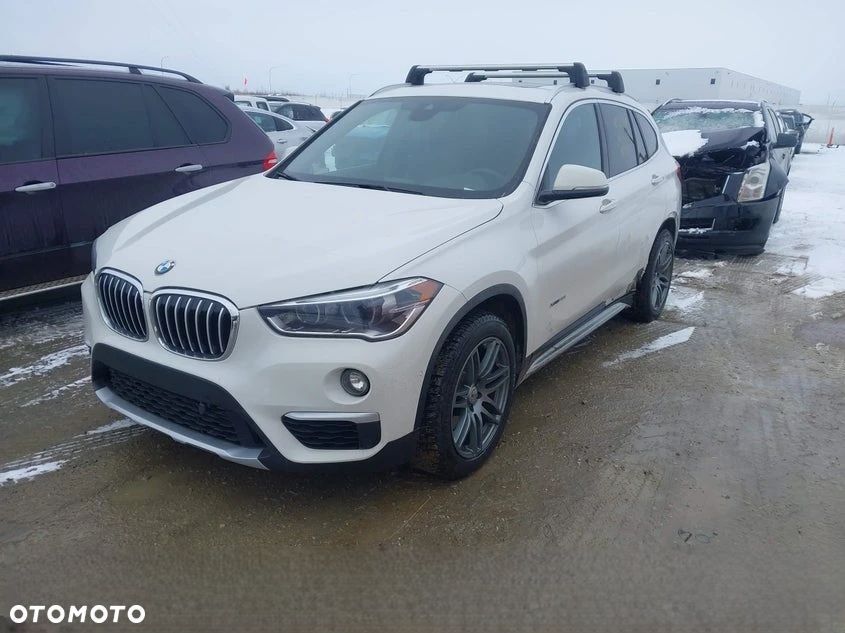 BMW X1 - 1