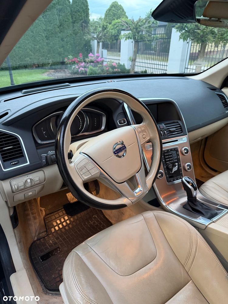 Volvo XC 60 D3 Drive-E Summum - 9