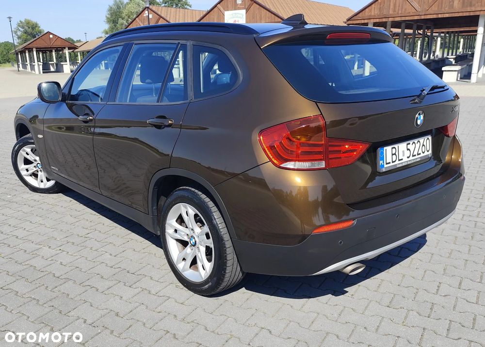 BMW X1 xDrive18d - 9