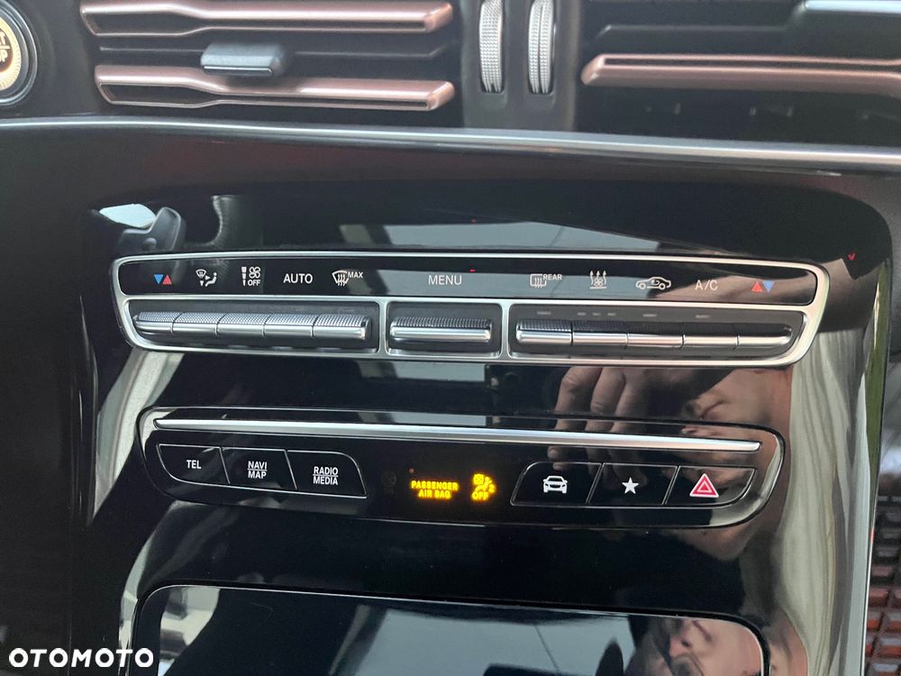 Mercedes-Benz EQC 400 4-Matic Sport - 22