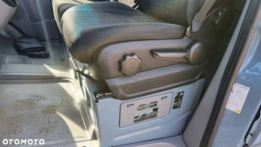 Mercedes-Benz Sprinter - 26