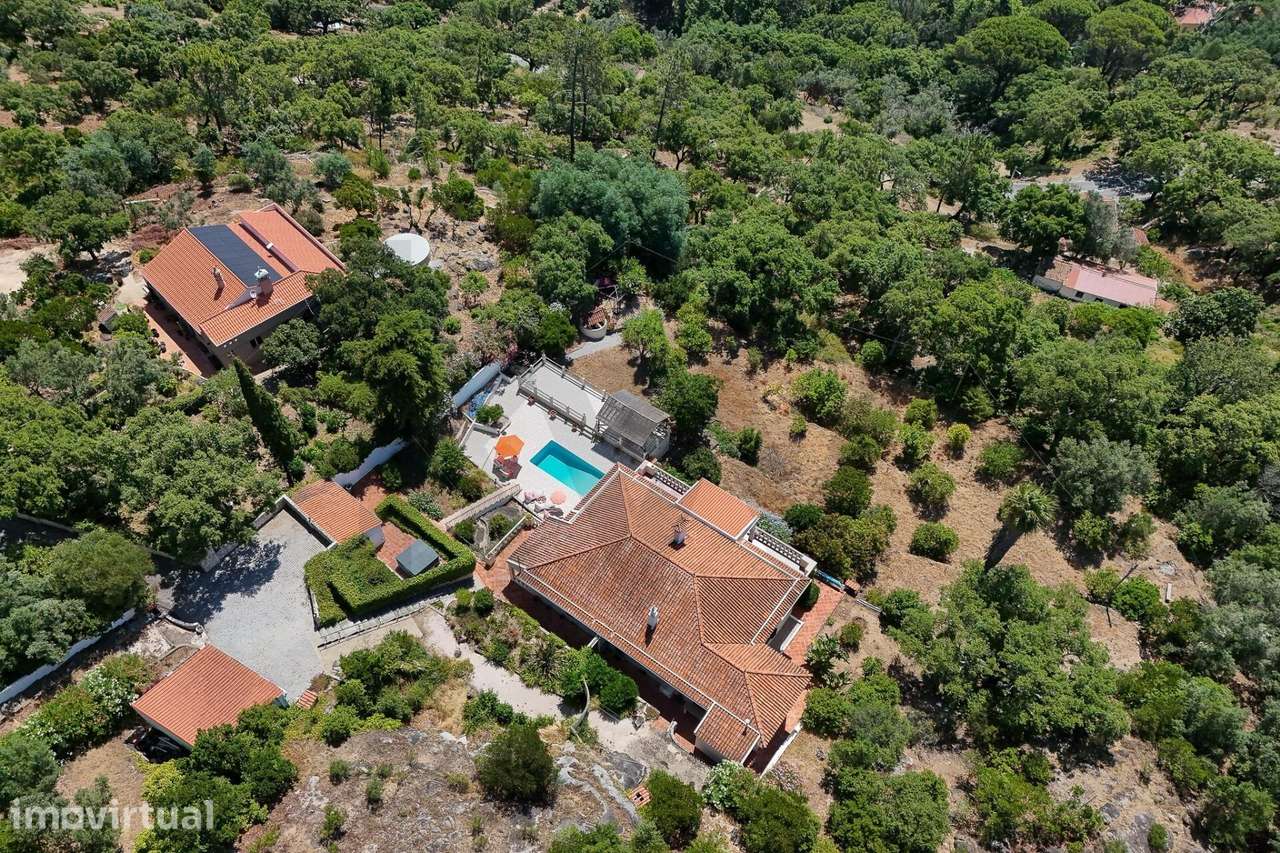 Moradia com Vista Mar e Jardim Exuberante em Caldas de Monchique - Grande imagem: 2/60