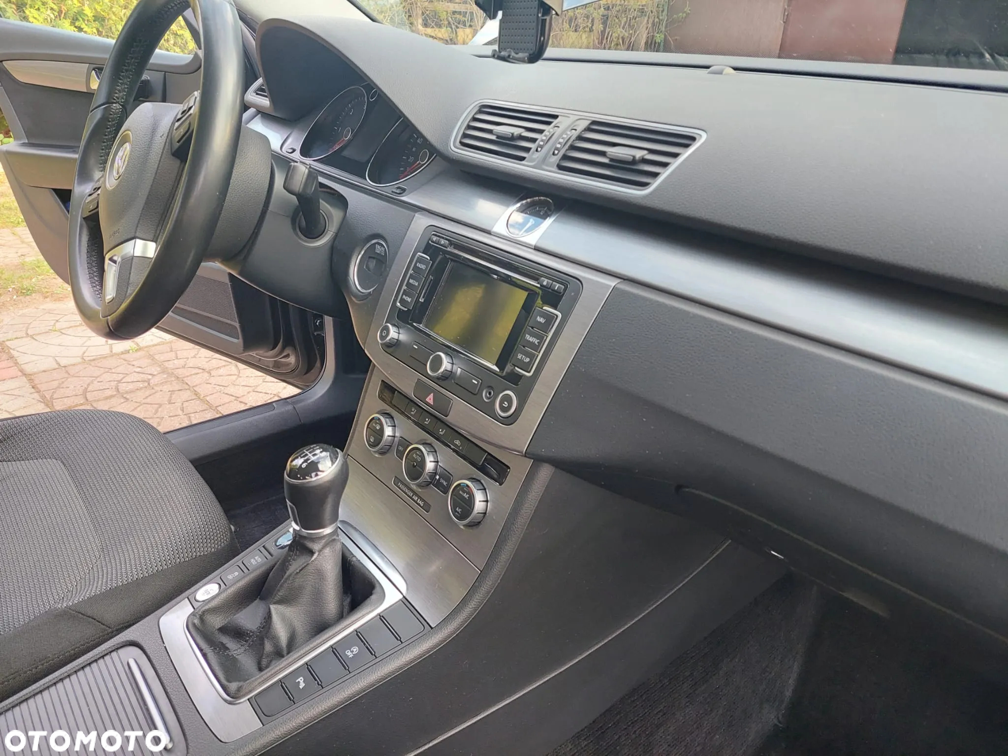 Volkswagen Passat 2.0 TDI Comfortline - 18