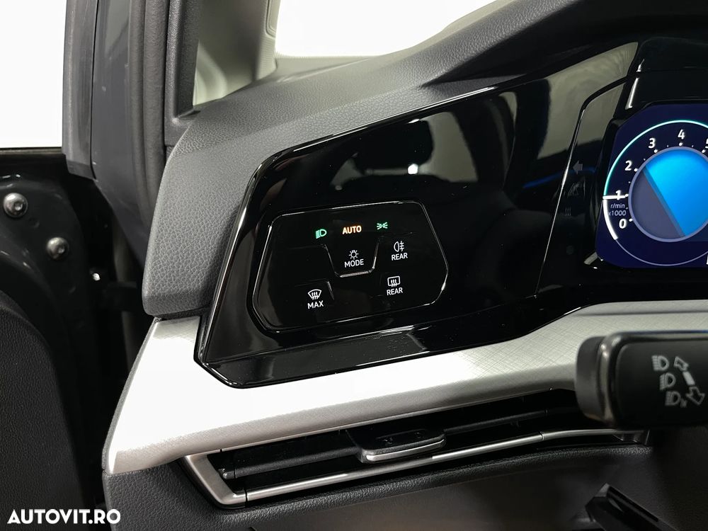 VOLKSWAGEN Golf 2021 — imagine 48