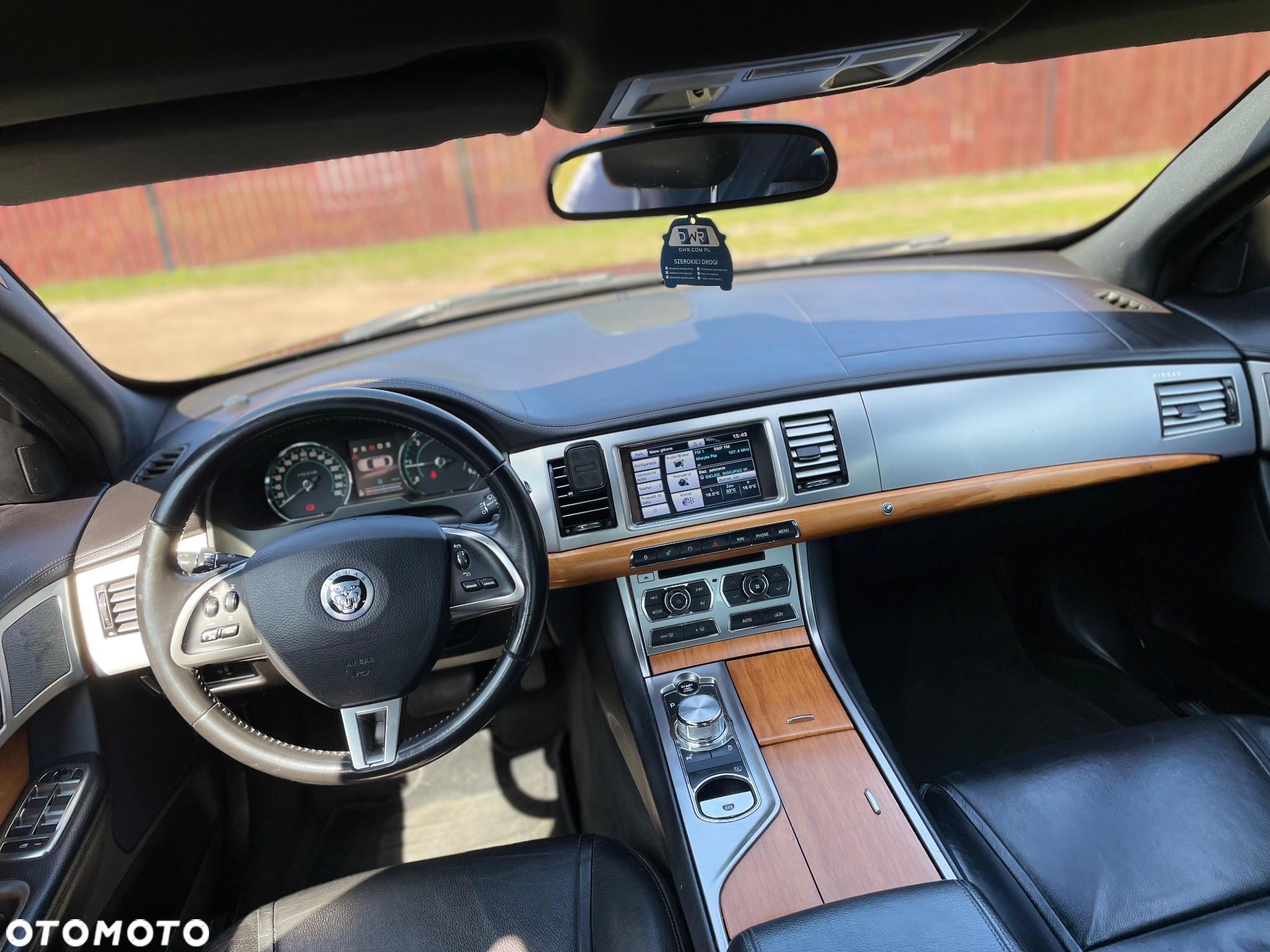 Jaguar XF 2.2 D Luxury - 3
