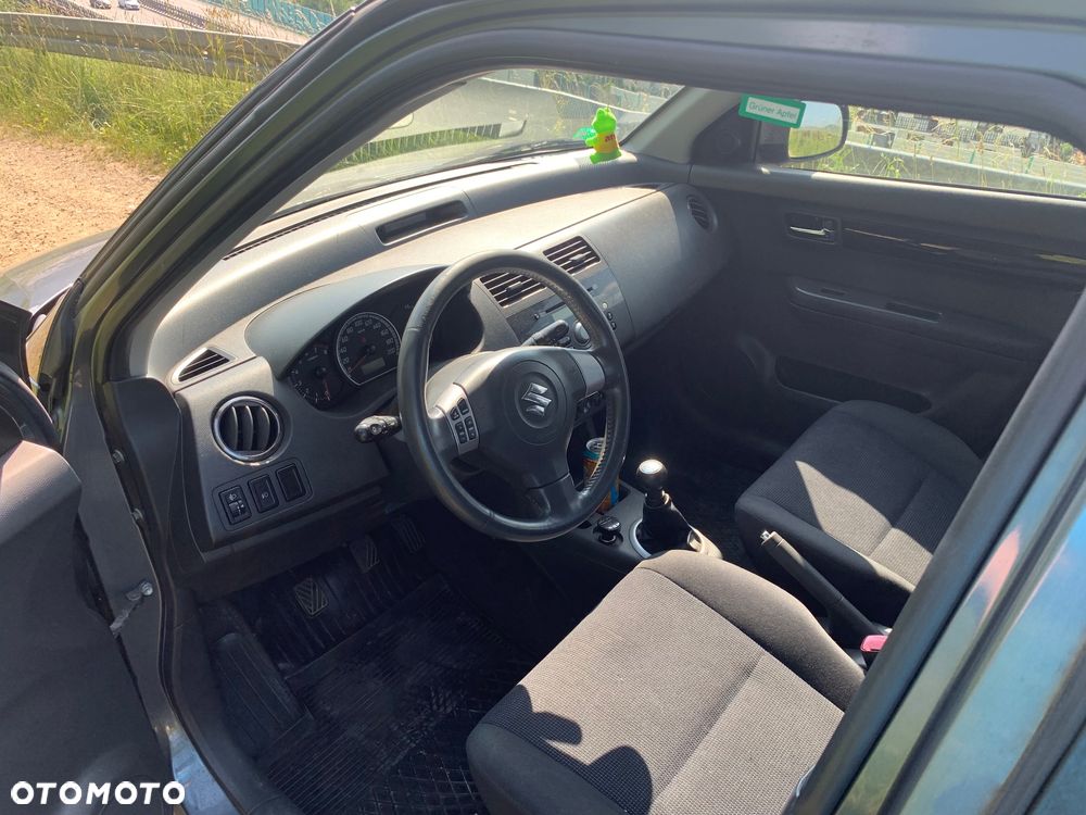 Suzuki Swift 1.3 GS / Premium 4WD - 11