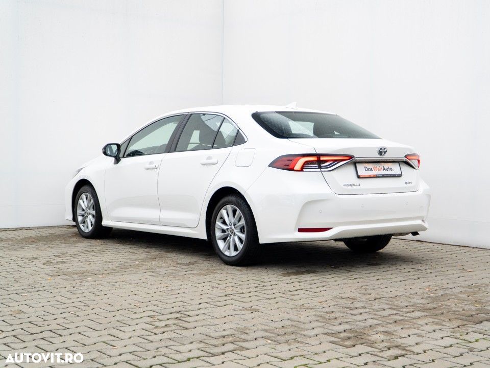 Toyota Corolla - 4