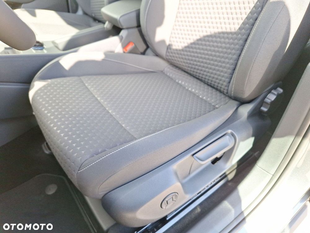 Volkswagen T-Roc - 12