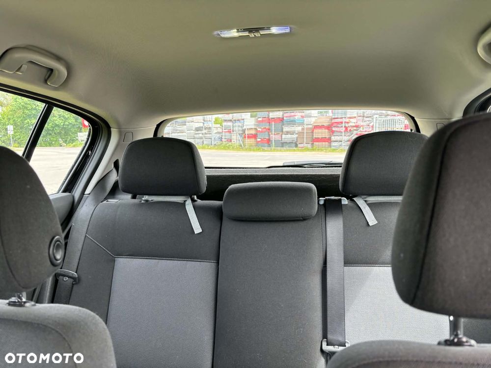 Opel Astra 1.9 CDTI Enjoy - 9