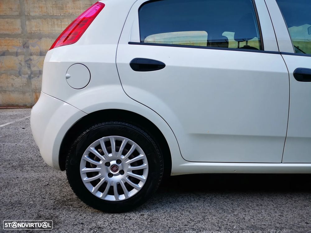 Fiat Punto 1.3 M-Jet Easy S&S - 28