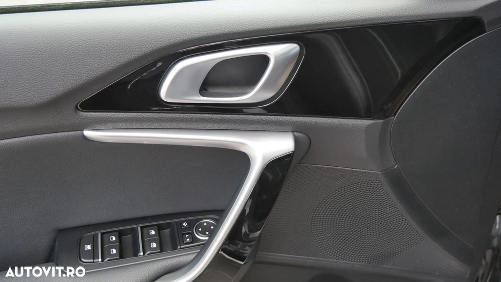Kia Ceed - 15