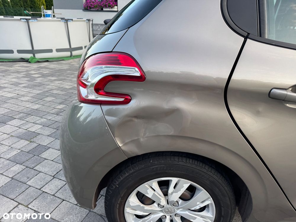 Peugeot 208 82 PureTech Style - 10