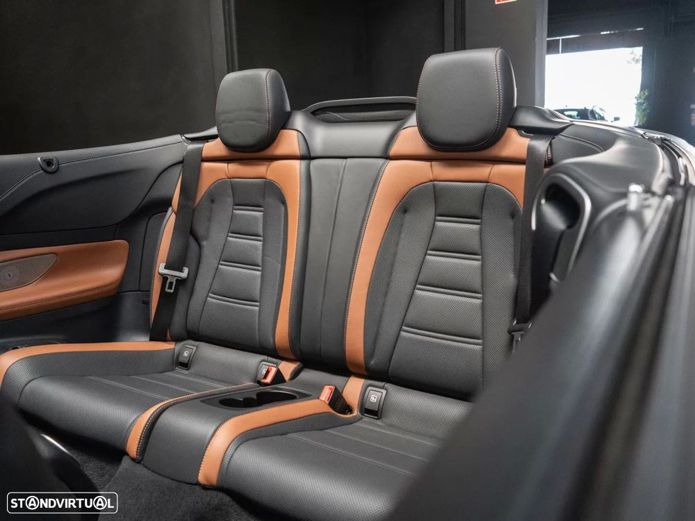 Mercedes-Benz E 53 AMG 4Matic+ - 23