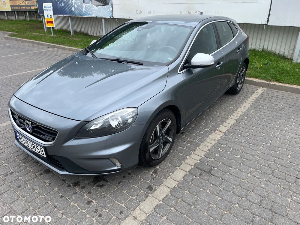 Volvo V40