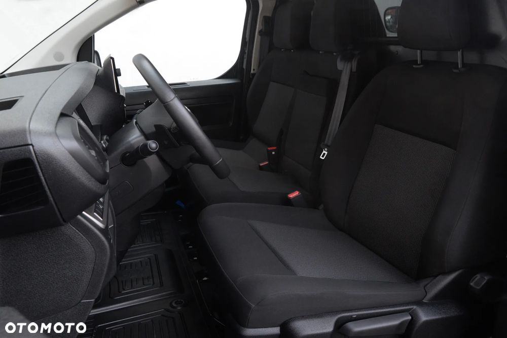Toyota ProAce - 32