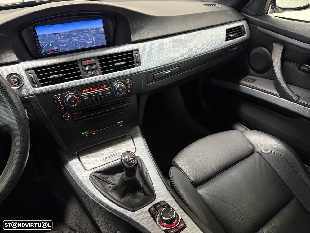 BMW 325 i M Sport Edition - 26