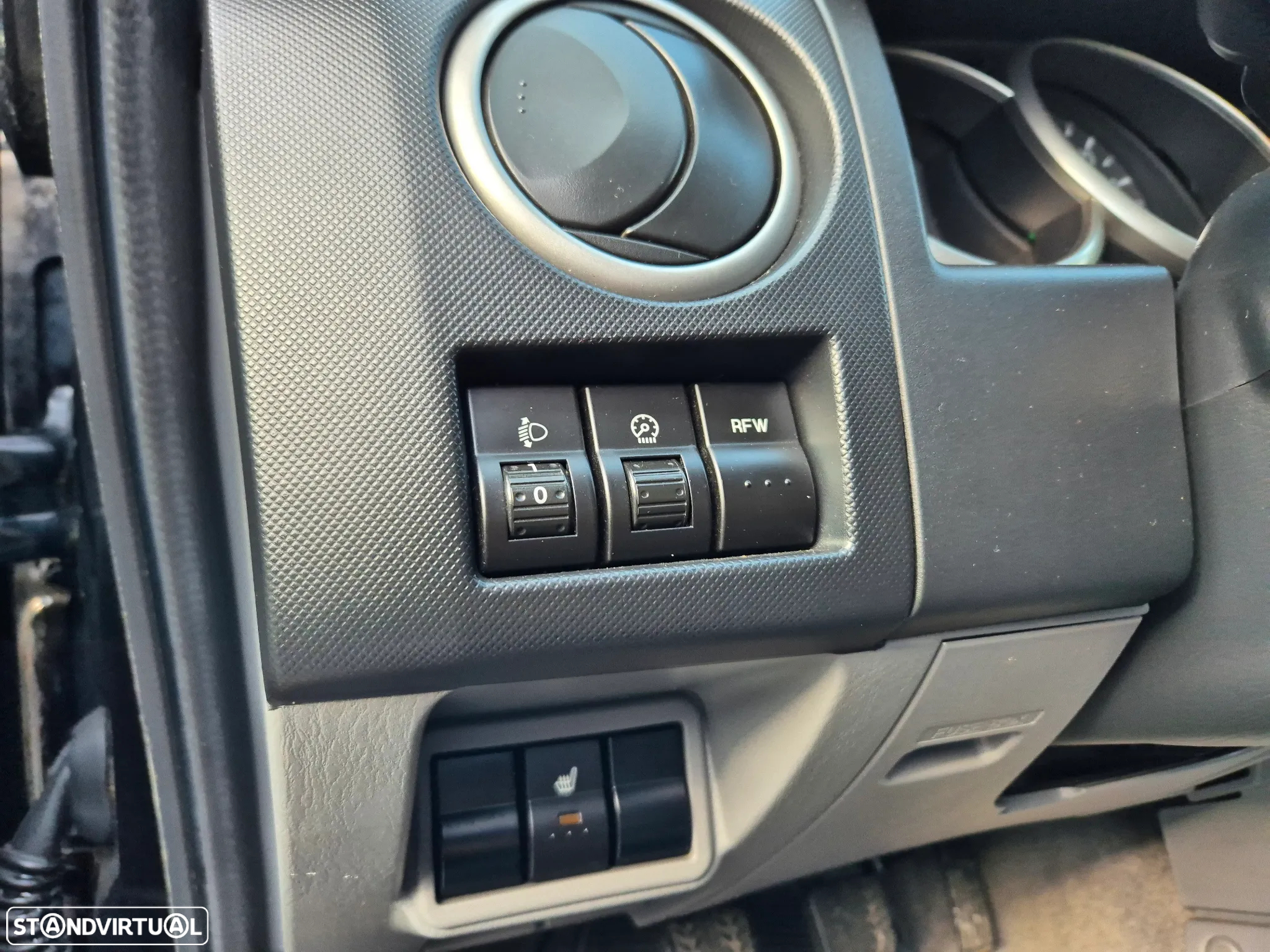 Mazda BT-50 2.5 MZR-CD CD Plus AC - 13