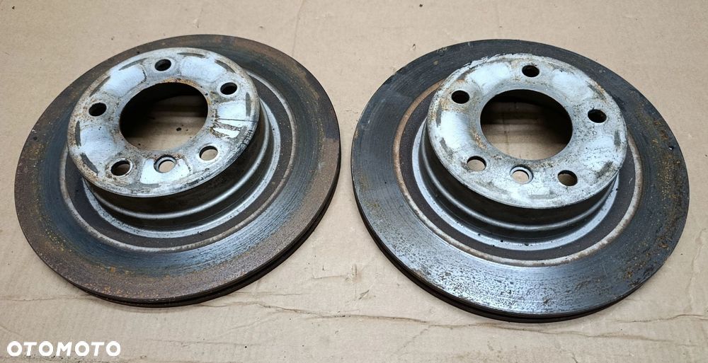 BMW E90 tarcz tylna komplet stan bdb 20,2mm grubość 300mm średnica 2,0D E91 - 1