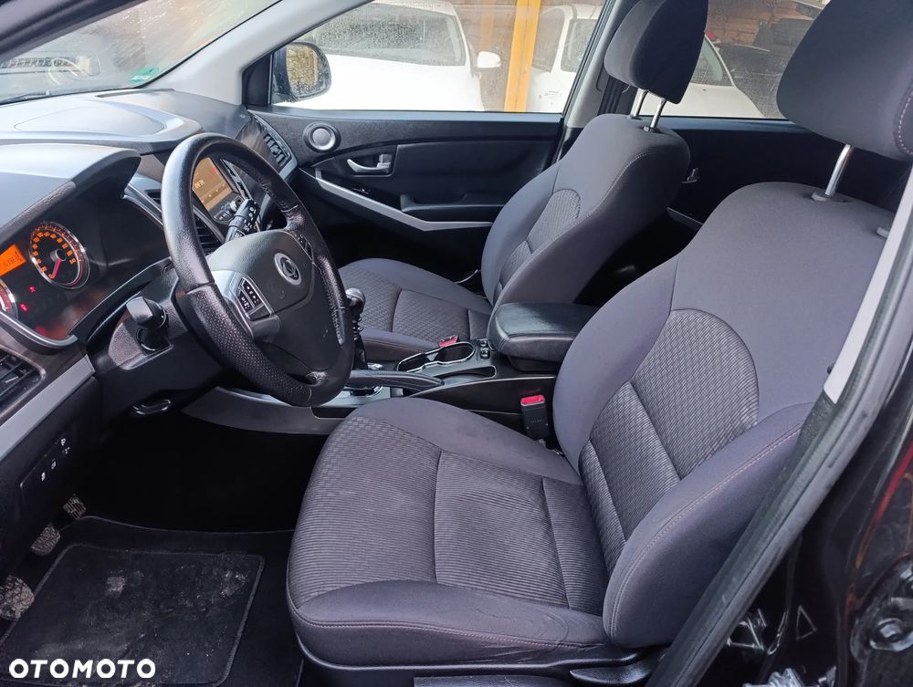 SsangYong/KGM Korando 2.2 e-XDi 220 2WD Sapphire - 5