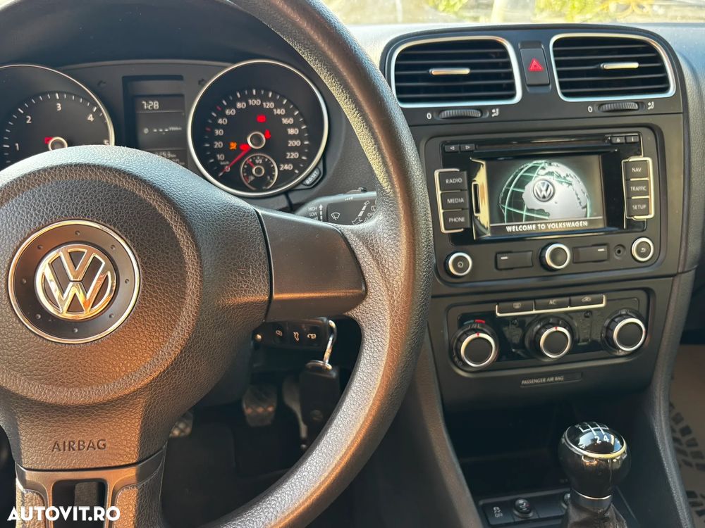 Volkswagen Golf 1.6 TDI BlueMotion Technology Comfortline - 11