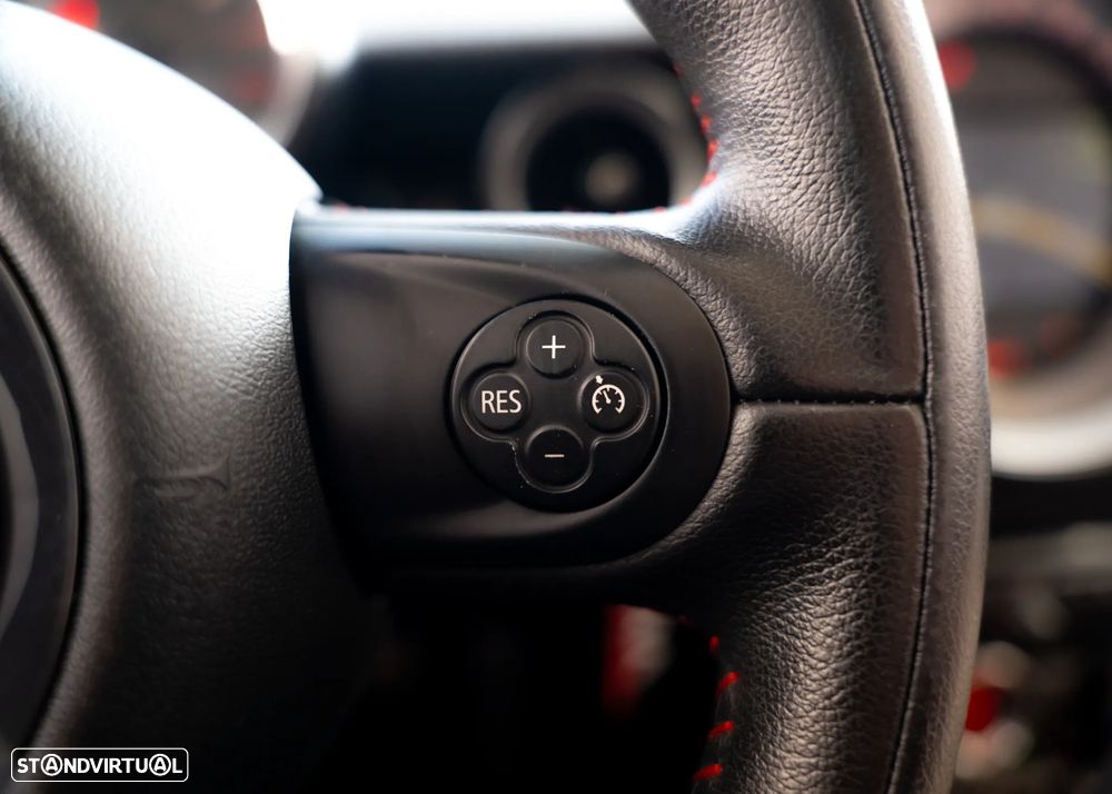MINI Cabrio John Cooper Works 157g - 41