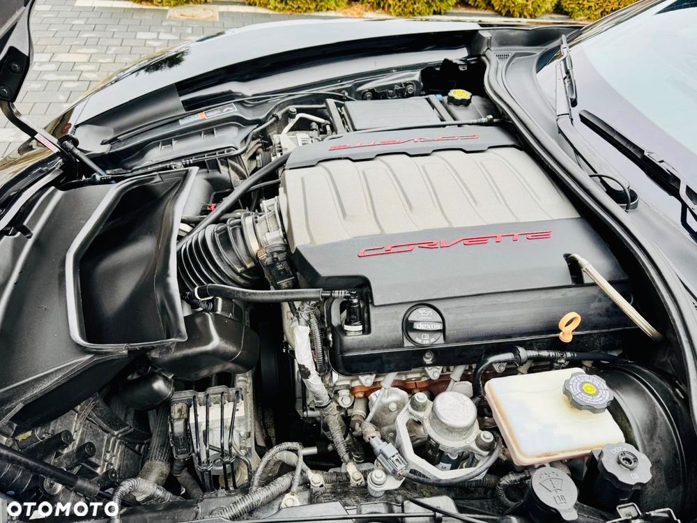 Chevrolet Corvette - 37