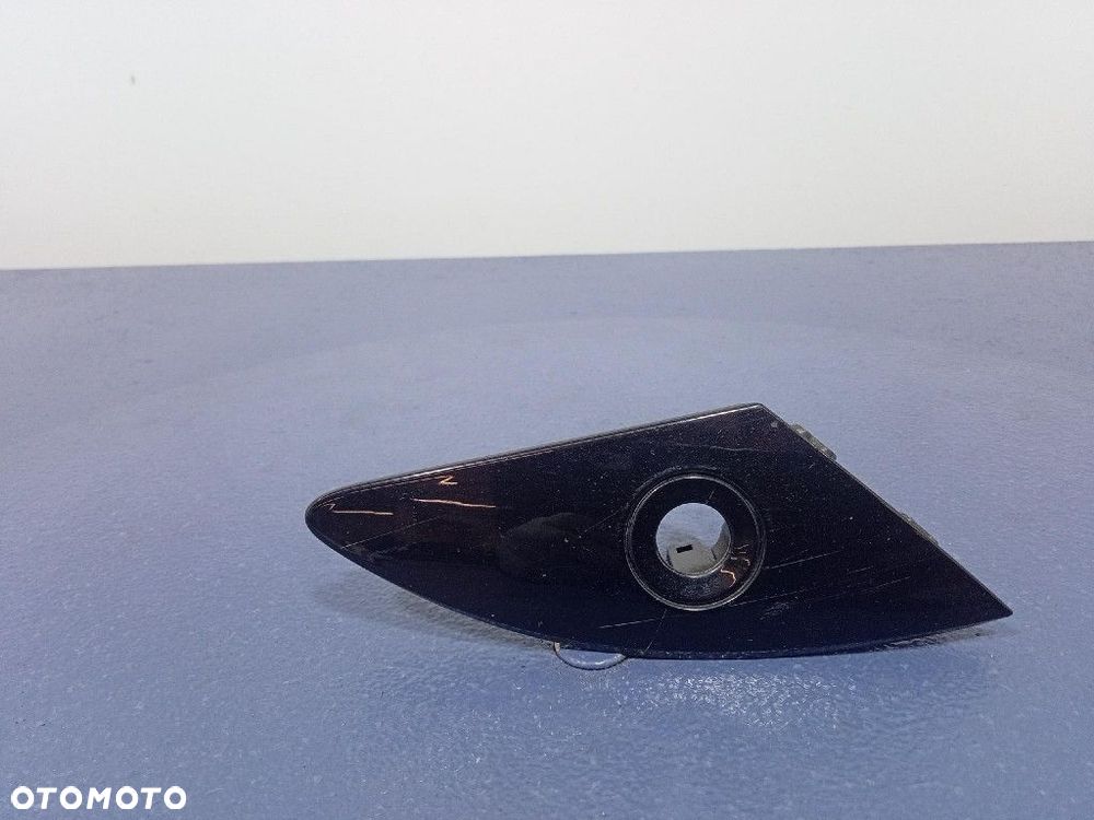 MERCEDES R W251 ZAŚLEPKA OSŁONA ZDERZAK PRZÓD PRAWA A2518851023 197 - 1