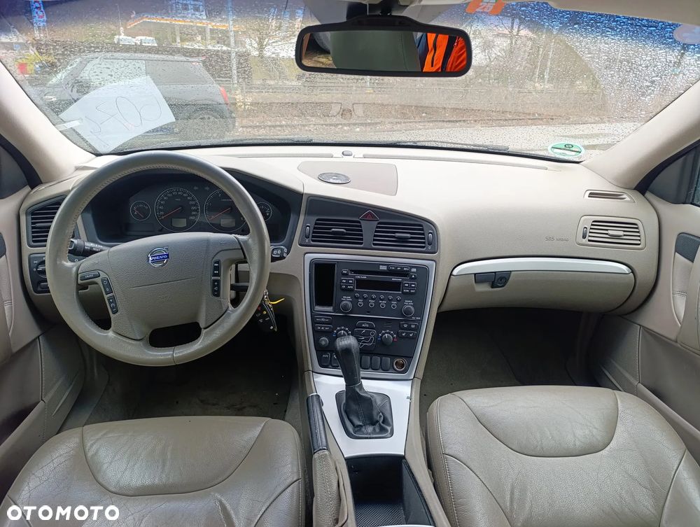 Volvo V70 D5 - 10