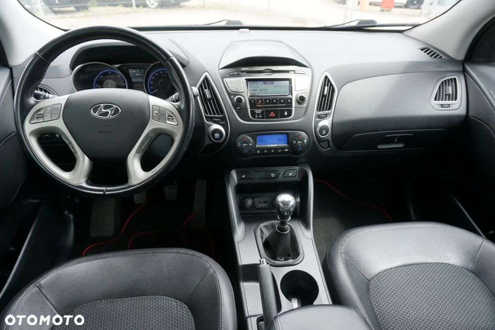 Hyundai ix35 1.7 CRDi Premium 2WD - 13