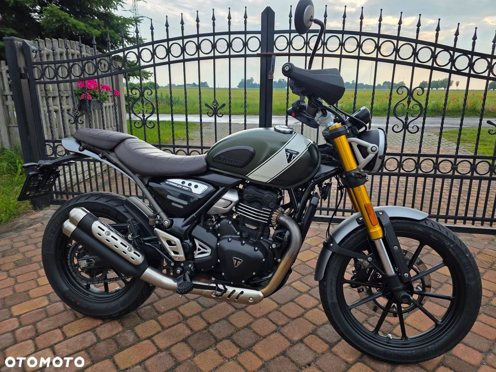 Triumph Scrambler - 1