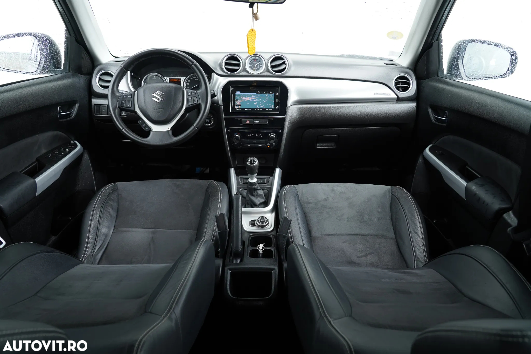Suzuki Vitara 1.6 DDIS 4X4 Luxus - 6