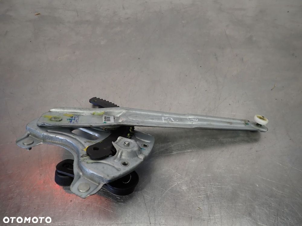 PODNOŚNIK SZYB PRAWY TYŁ HYUNDAI I10 II   83402-B9000 - 1