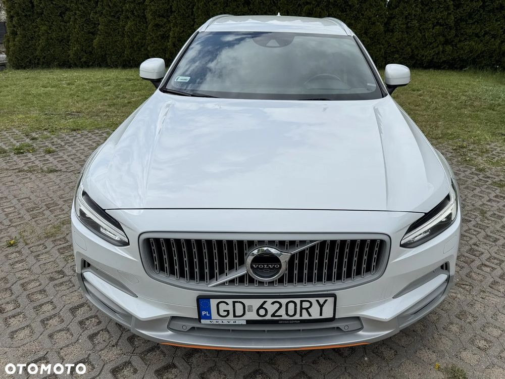 Volvo V90 Cross Country D4 AWD Ocean Race - 9