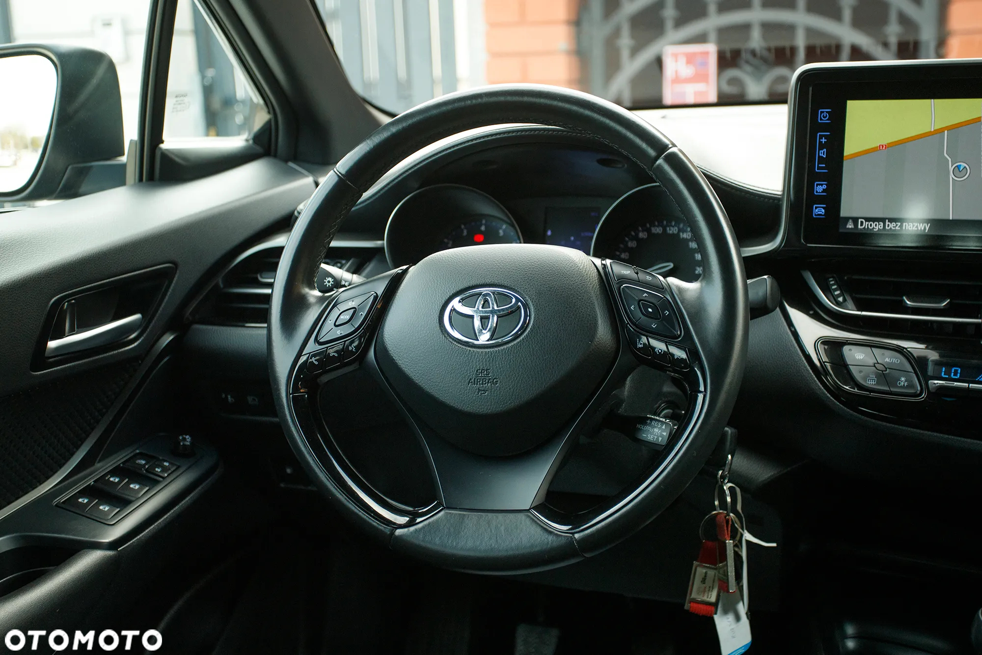 Toyota C-HR 1.2 T Premium - 28