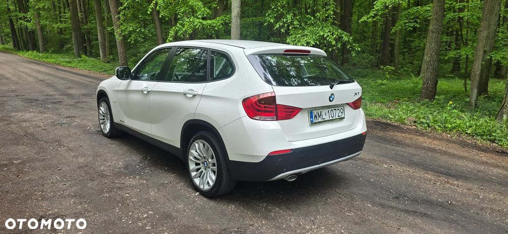 BMW X1 sDrive18d Sport Line - 10